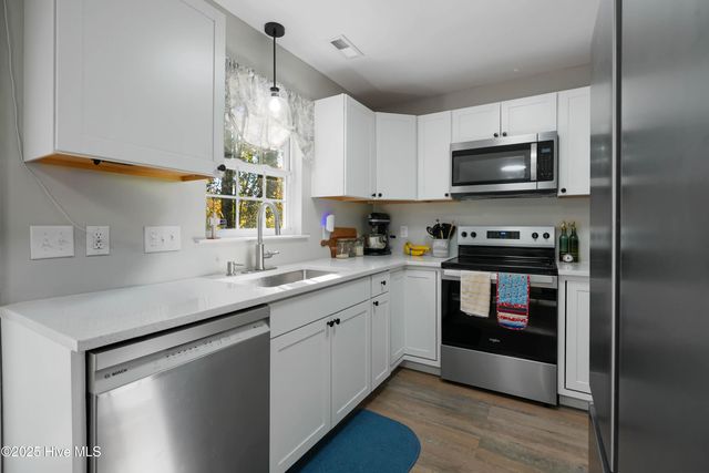 103 Huff Court, Jacksonville, NC 28546