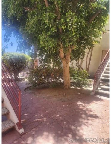 390 E Madison Ave D, El Cajon, CA 92020