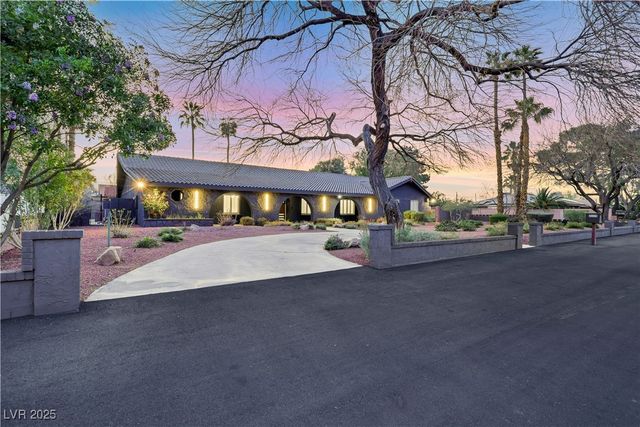 3115 El Camino Road, Las Vegas, NV 89146