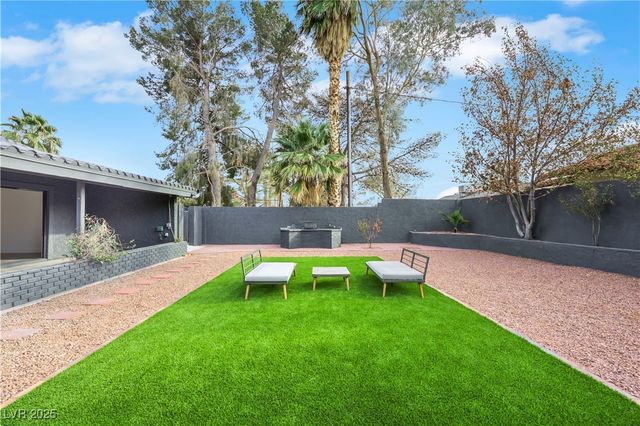 3115 El Camino Road, Las Vegas, NV 89146