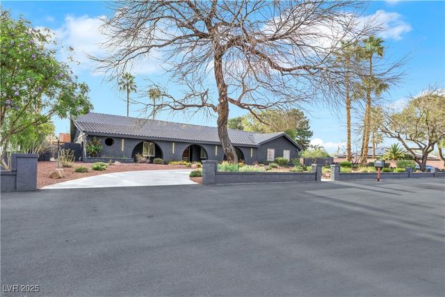 3115 El Camino Road, Las Vegas, NV 89146