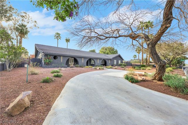 3115 El Camino Road, Las Vegas, NV 89146