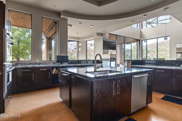 333 Schnebly Hill Road, Sedona, AZ 86336