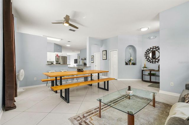 208 TROON CIRCLE, Davenport, FL 33897