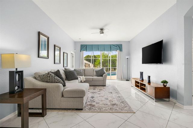 208 TROON CIRCLE, Davenport, FL 33897