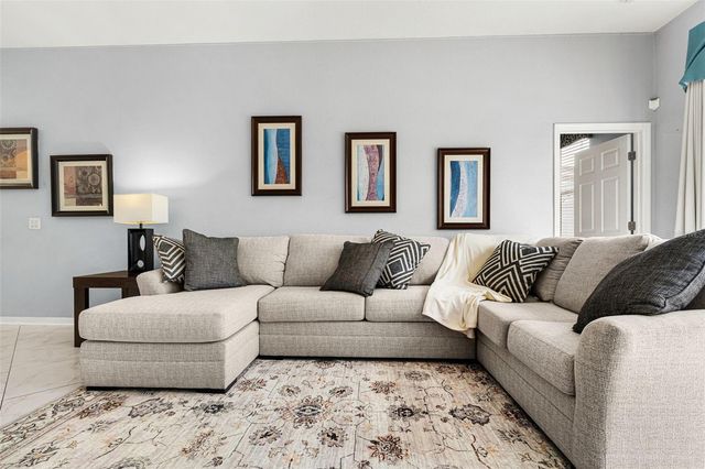 208 TROON CIRCLE, Davenport, FL 33897