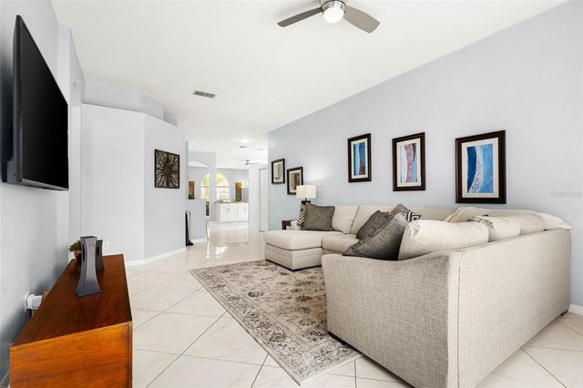 208 TROON CIRCLE, Davenport, FL 33897