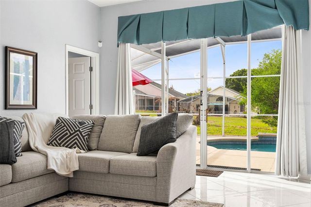 208 TROON CIRCLE, Davenport, FL 33897