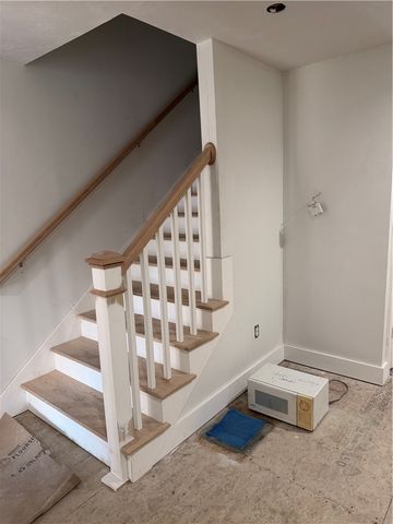 6 Trinity Way, Johnston, RI 02919