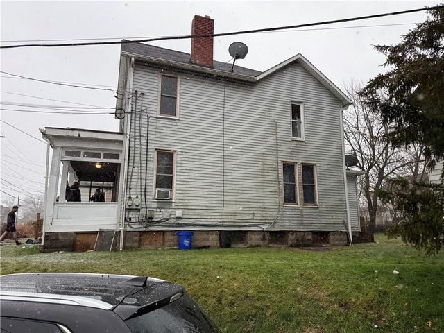 210 Mercer St, City Of But Ne, PA 16001