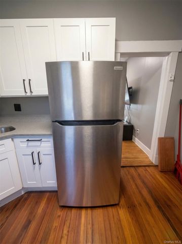 52 Maple Place, Amityville, NY 11701