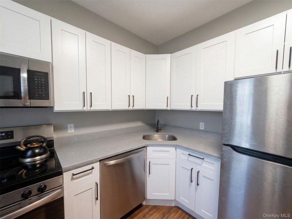 52 Maple Place, Amityville, NY 11701