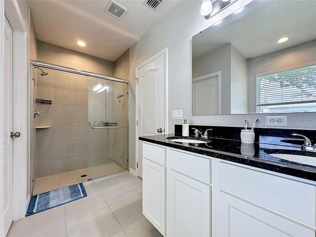 174 CAMBRIA GROVE CIRCLE, Davenport, FL 33837