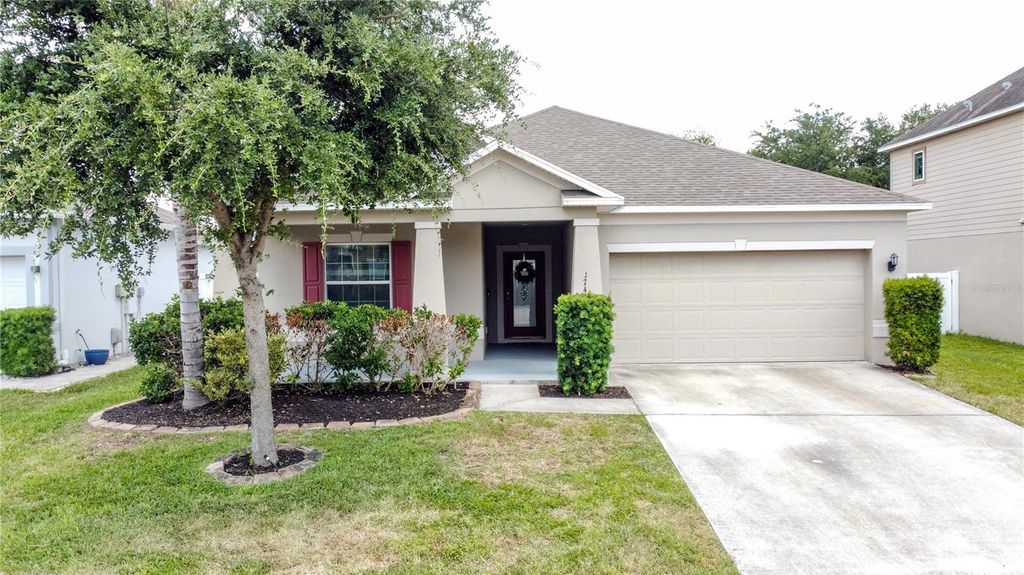 174 CAMBRIA GROVE CIRCLE, Davenport, FL 33837