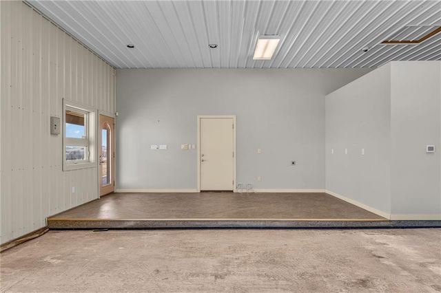 374 N 750 & 5 Parcels Road, Overbrook, KS 66524