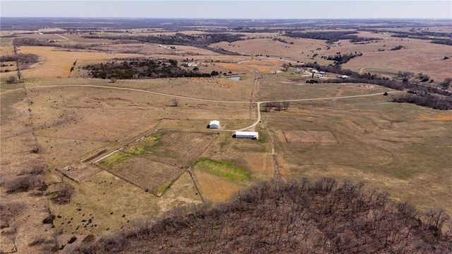 374 N 750 & 5 Parcels Road, Overbrook, KS 66524