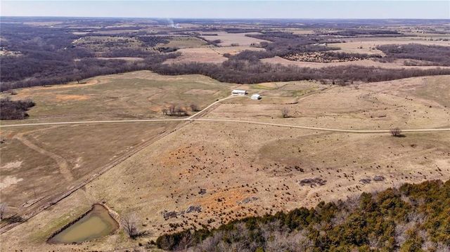 374 N 750 & 5 Parcels Road, Overbrook, KS 66524