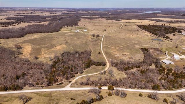 374 N 750 & 5 Parcels Road, Overbrook, KS 66524