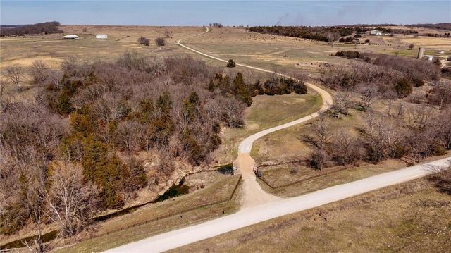 374 N 750 & 5 Parcels Road, Overbrook, KS 66524
