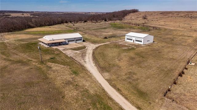 374 N 750 & 5 Parcels Road, Overbrook, KS 66524