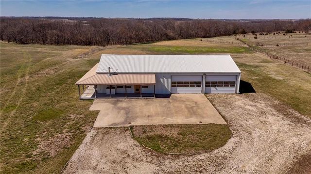 374 N 750 & 5 Parcels Road, Overbrook, KS 66524