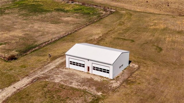 374 N 750 & 5 Parcels Road, Overbrook, KS 66524