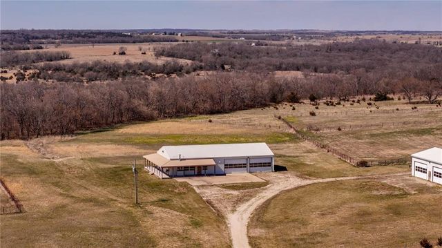 374 N 750 & 5 Parcels Road, Overbrook, KS 66524
