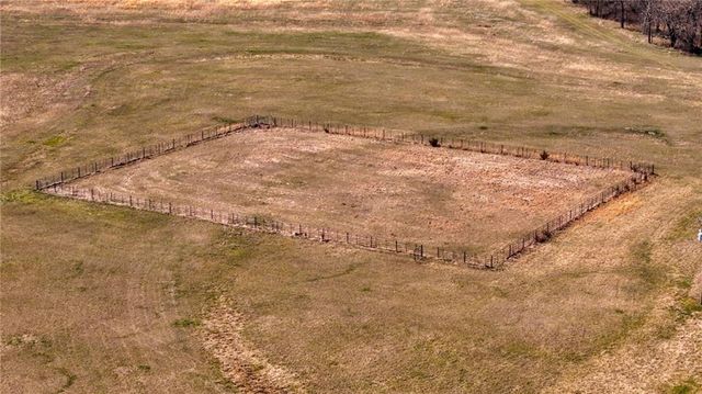 374 N 750 & 5 Parcels Road, Overbrook, KS 66524