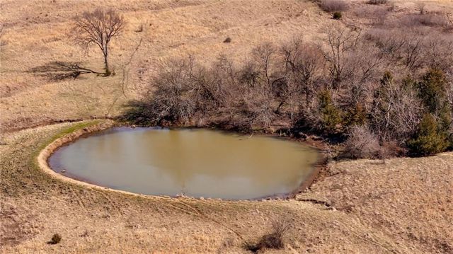 374 N 750 & 5 Parcels Road, Overbrook, KS 66524