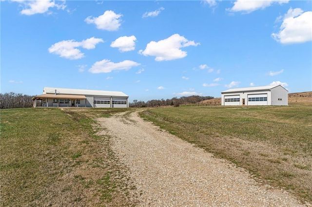 374 N 750 & 5 Parcels Road, Overbrook, KS 66524