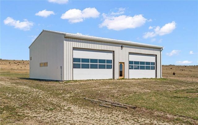 374 N 750 & 5 Parcels Road, Overbrook, KS 66524