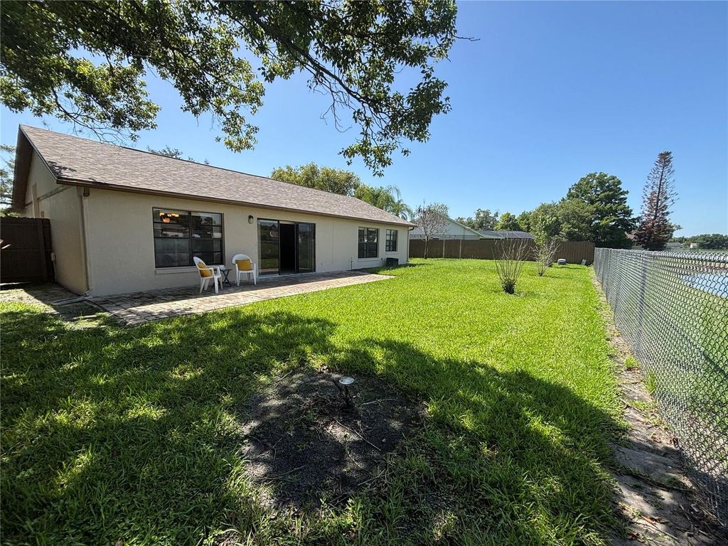 Image 29 of property listing at 9840 BALMORAL CIRCLE, Orlando, FL 32817