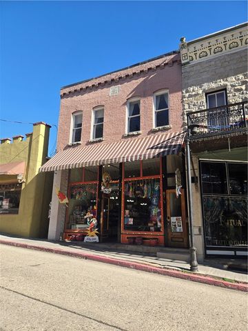 87 Spring Street, Eureka Springs, AR 72632