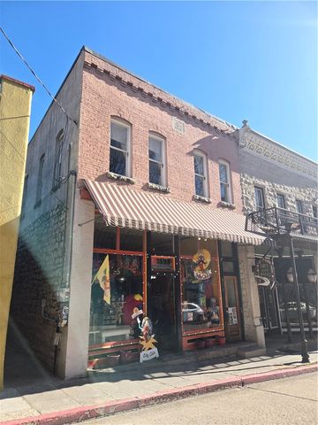 87 Spring Street, Eureka Springs, AR 72632