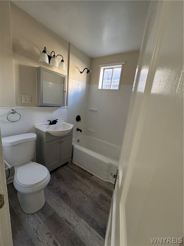 290 Massachusetts Avenue, Buffalo, NY 14213