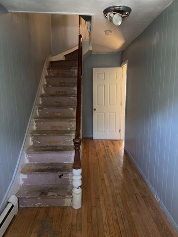 90 Princeton St, Boston, MA 02128