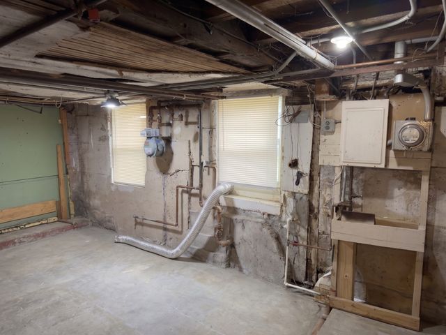 90 Princeton St, Boston, MA 02128