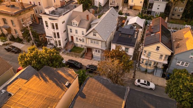 90 Princeton St, Boston, MA 02128
