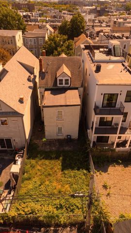 90 Princeton St, Boston, MA 02128