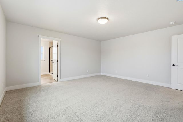 2834 S Penn St, Kennewick, WA 99338