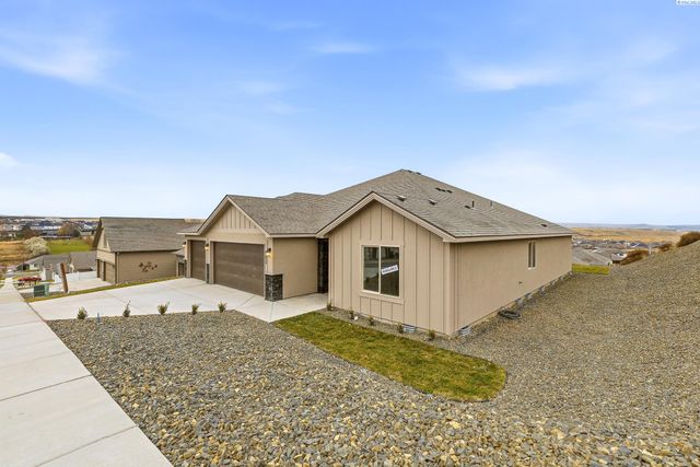 2834 S Penn St, Kennewick, WA 99338