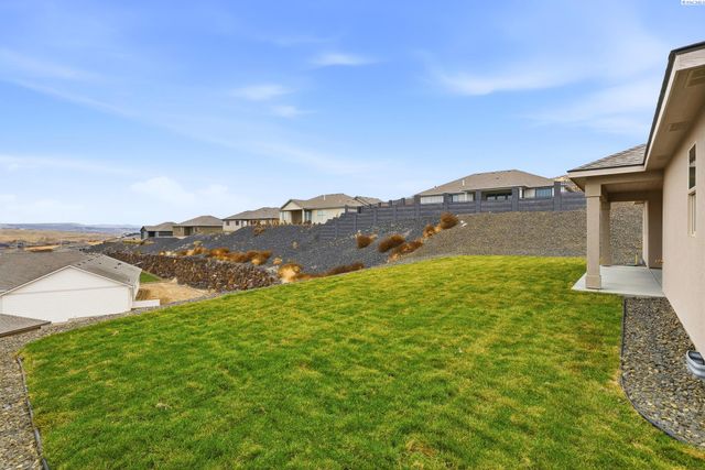 2834 S Penn St, Kennewick, WA 99338