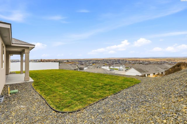 2834 S Penn St, Kennewick, WA 99338