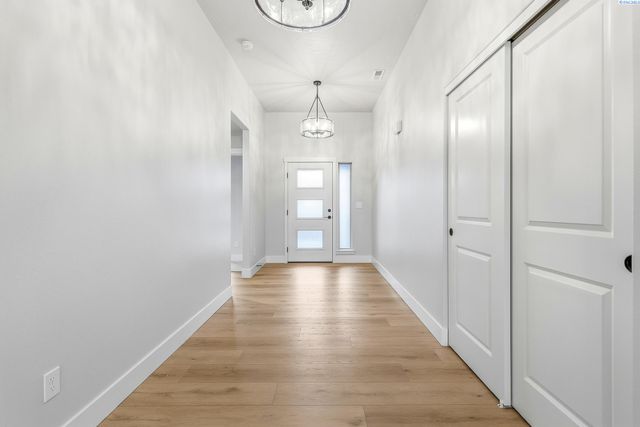 2834 S Penn St, Kennewick, WA 99338