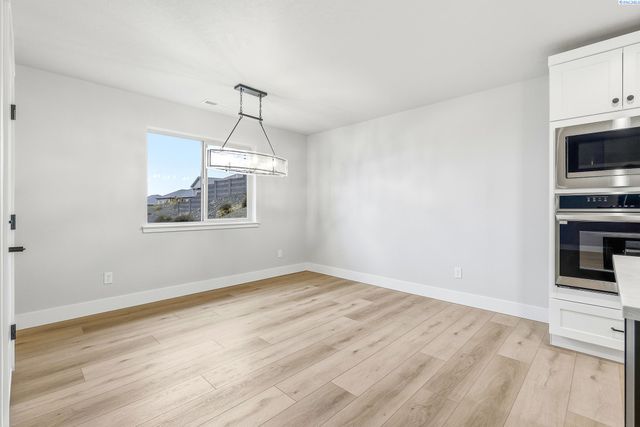 2834 S Penn St, Kennewick, WA 99338