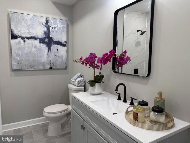 1707 N BROADWAY, Baltimore, MD 21213