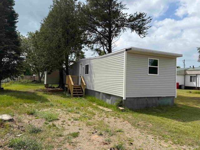 171 E Sands Street, Gwinn, MI 49841