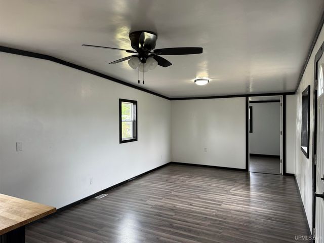 171 E Sands Street, Gwinn, MI 49841