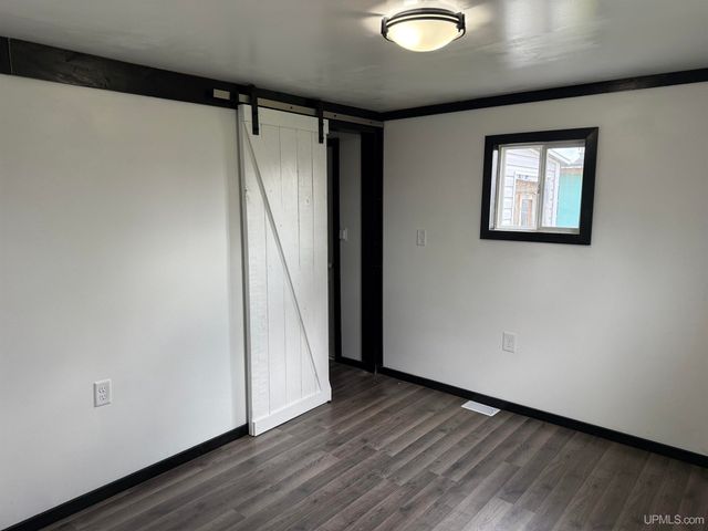 171 E Sands Street, Gwinn, MI 49841