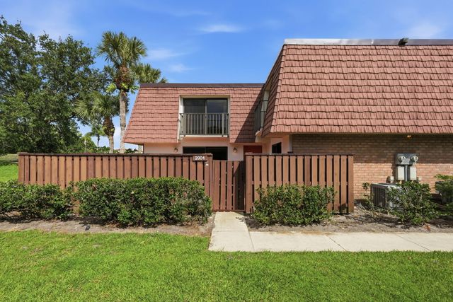 2904 SW Sunset Trace Circle, Palm City, FL 34990